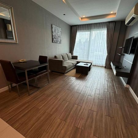 J Residence Thonglor 8 Bangkok Eksteriør bilde