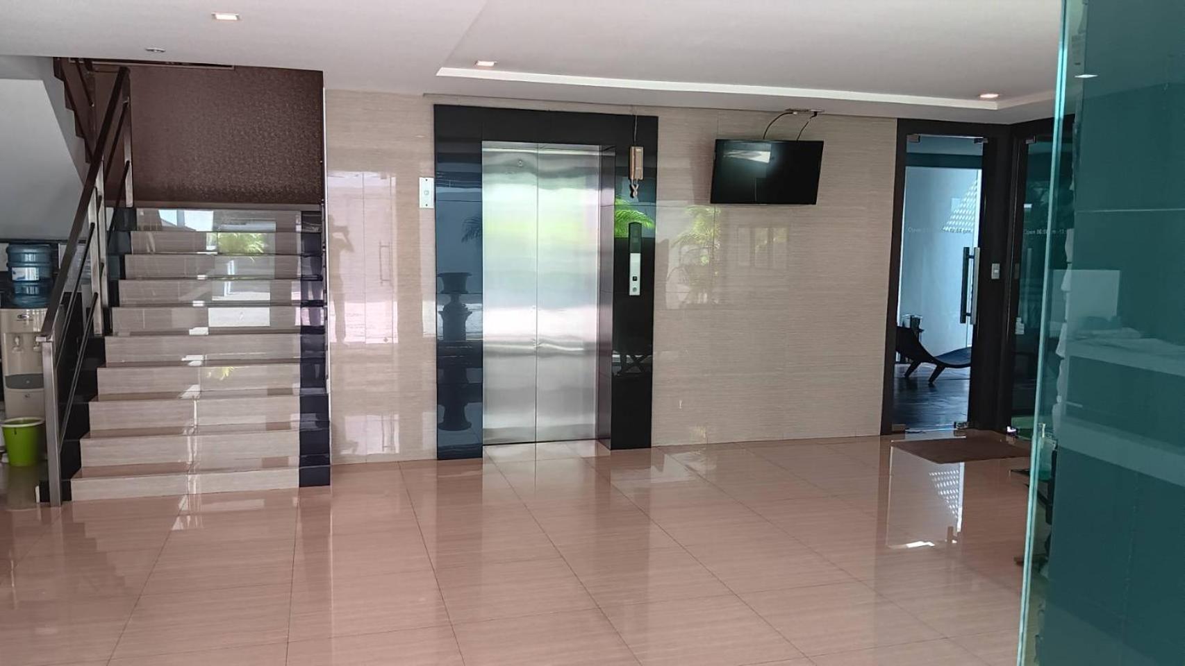 J Residence Thonglor 8 Bangkok Eksteriør bilde