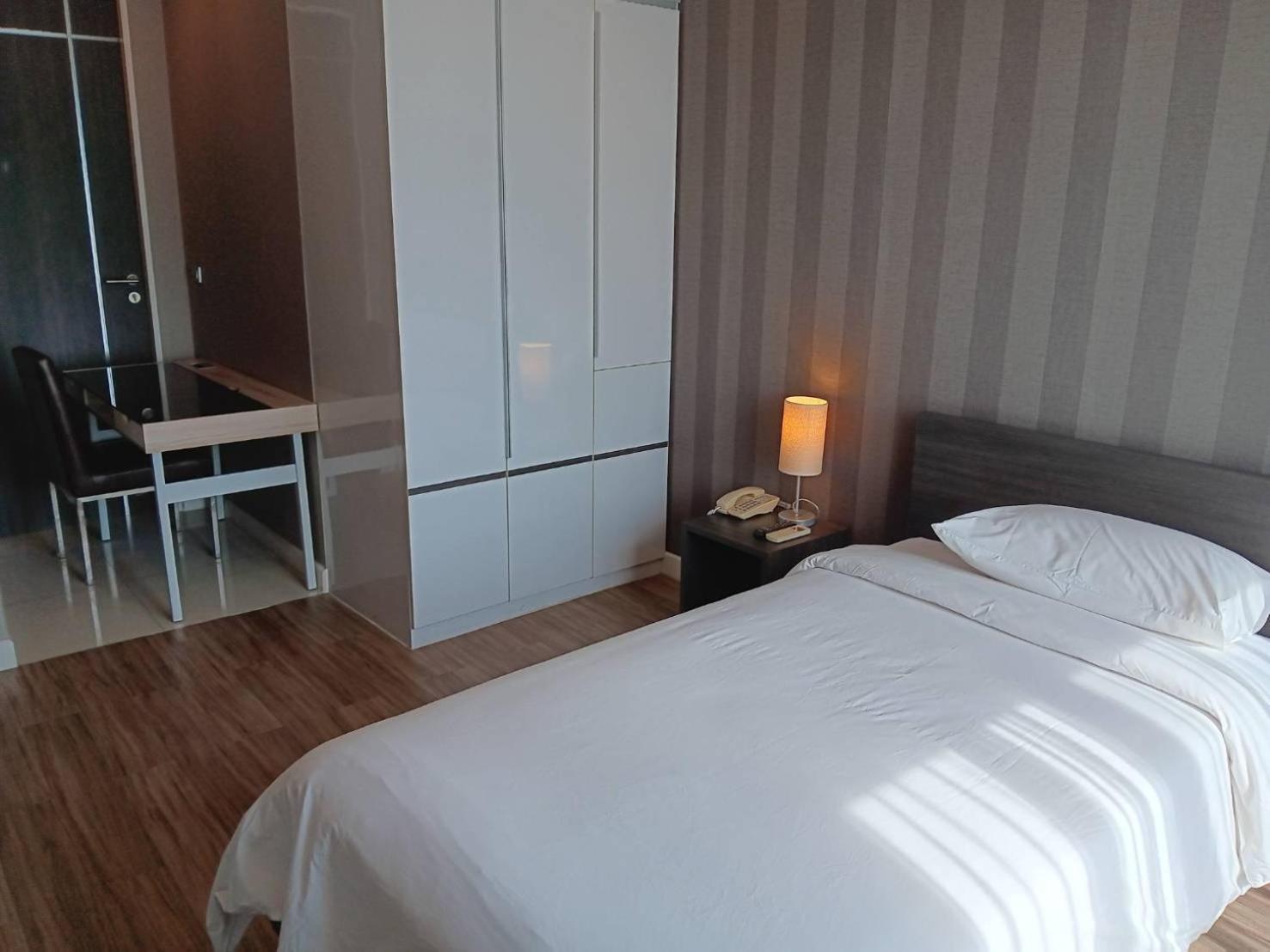 J Residence Thonglor 8 Bangkok Eksteriør bilde