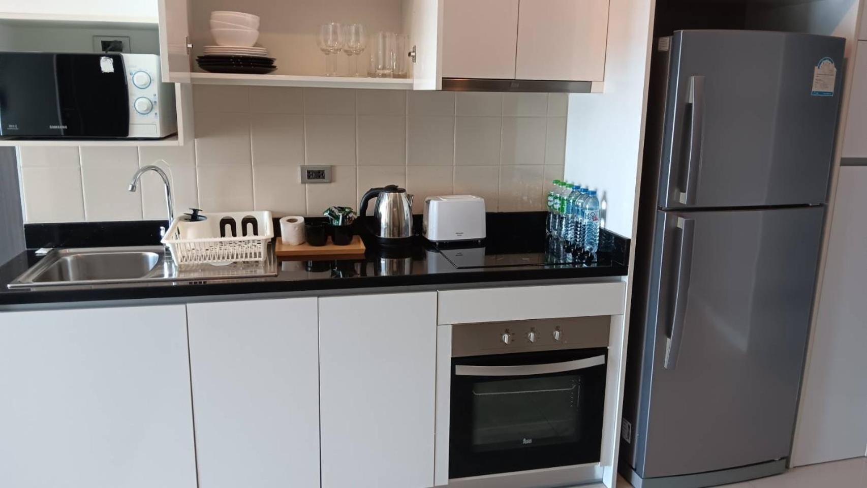 J Residence Thonglor 8 Bangkok Eksteriør bilde