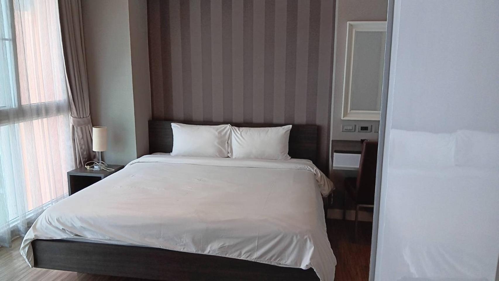 J Residence Thonglor 8 Bangkok Eksteriør bilde
