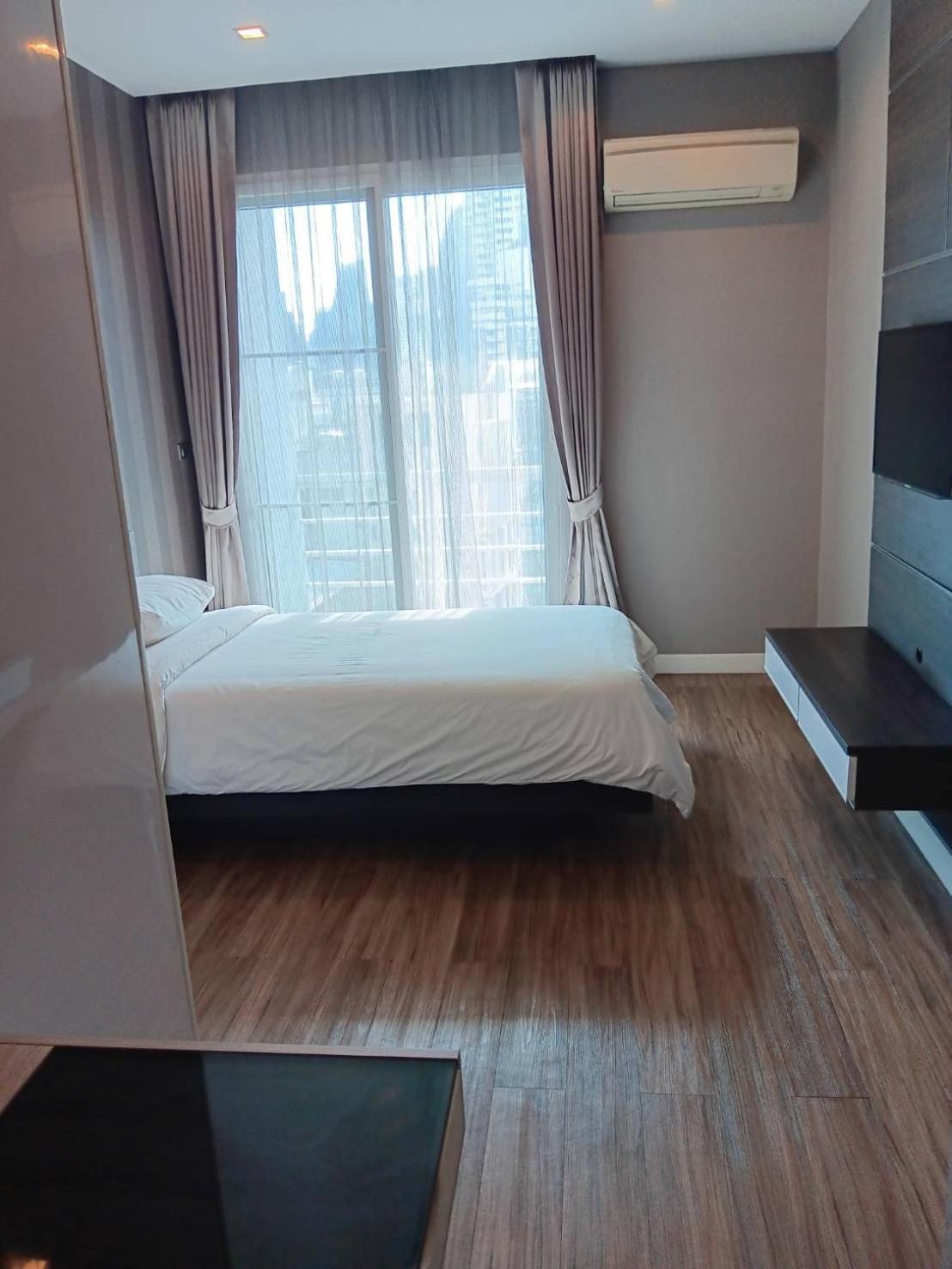 J Residence Thonglor 8 Bangkok Eksteriør bilde