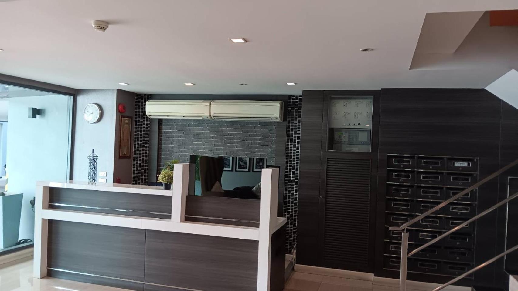 J Residence Thonglor 8 Bangkok Eksteriør bilde