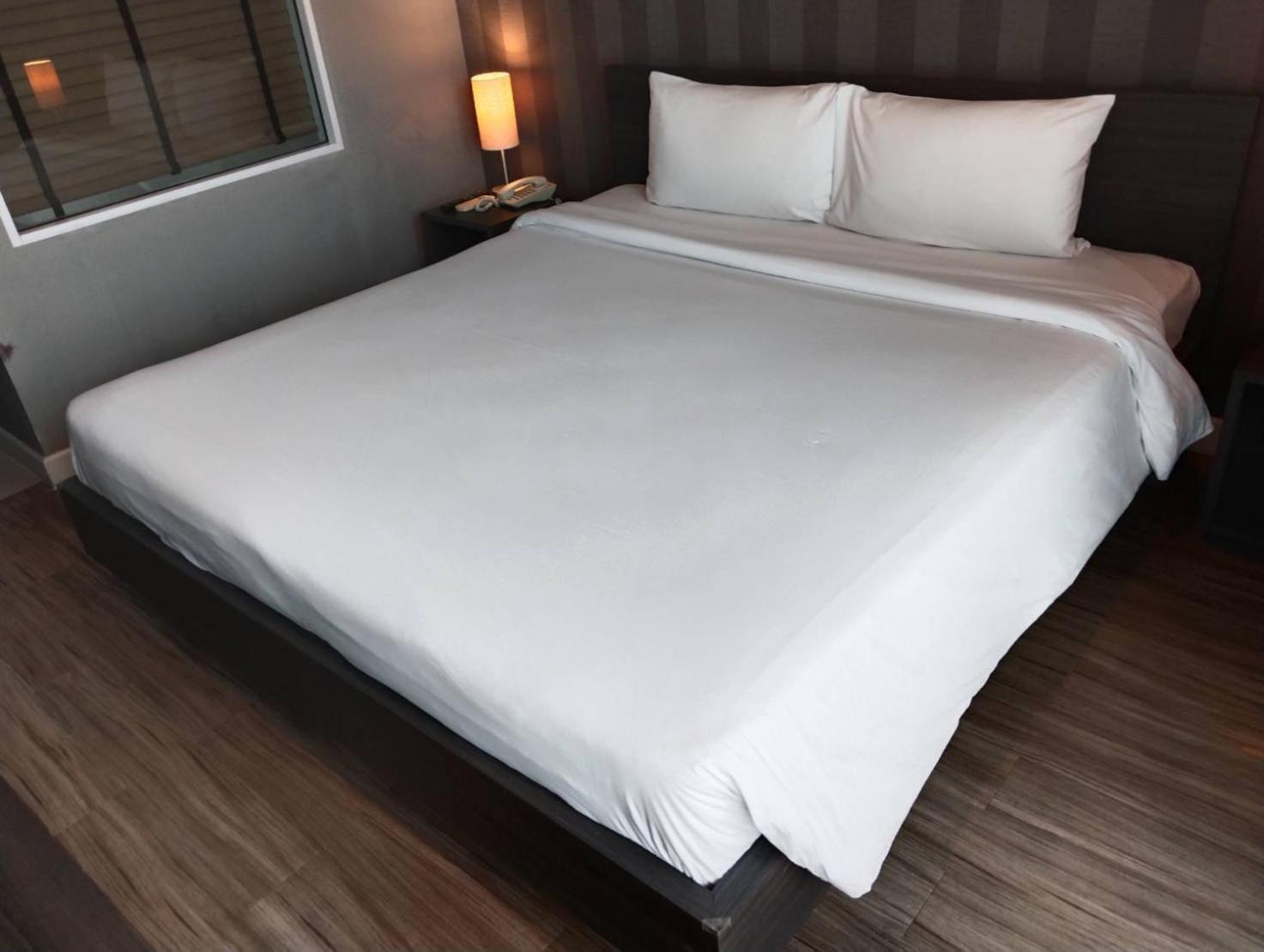 J Residence Thonglor 8 Bangkok Eksteriør bilde